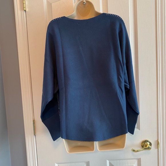 BUY 2 & GET 1 FREE - LIV Sweater with Crystal Accented Sleeves Sz XL - NWOT - Picture 4 of 6